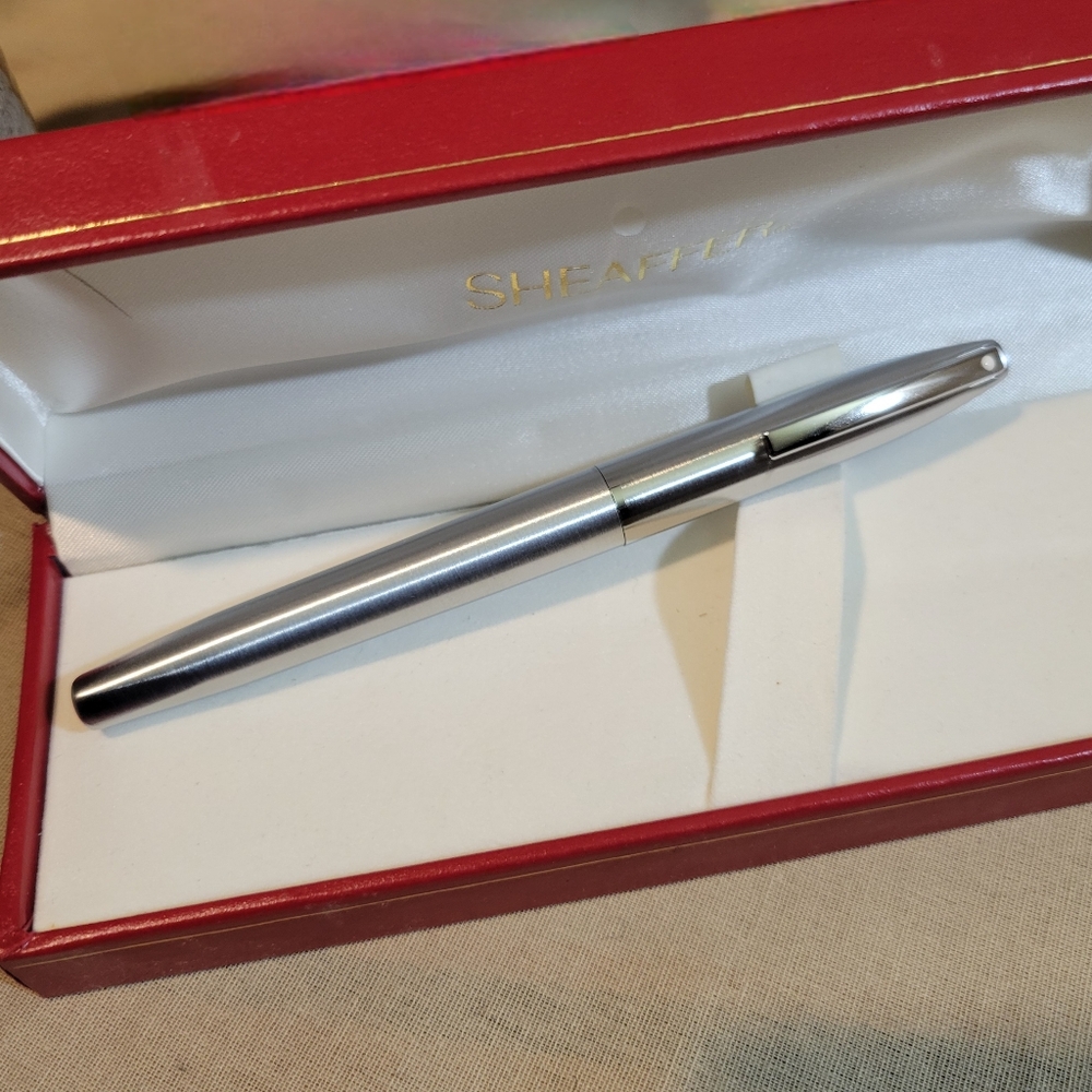 Vintage Sheaffer Imperial 444 "White Dot" fountain pen w/Case.